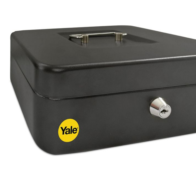 CAJA MENOR YALE GDE NEGRA 11293